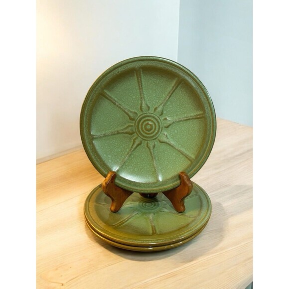 3 Vtg Frankoma Pottery WAGON WHEEL Prairie Green Bread/ Side Plates 6.75” - Picture 1 of 4